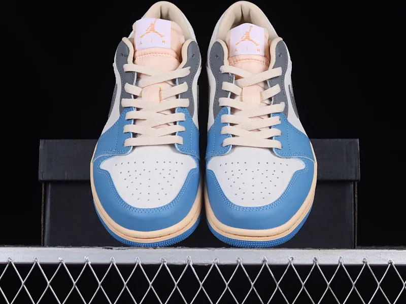 All categories Air Jordan Jordan series basketball shoes Air Jordan 1 Low G version pure original Air Jordan 1 Low "UNC Grey" AJ1 Joe 1 cement North Carolina blue low-top basketball shoes DZ5376-469